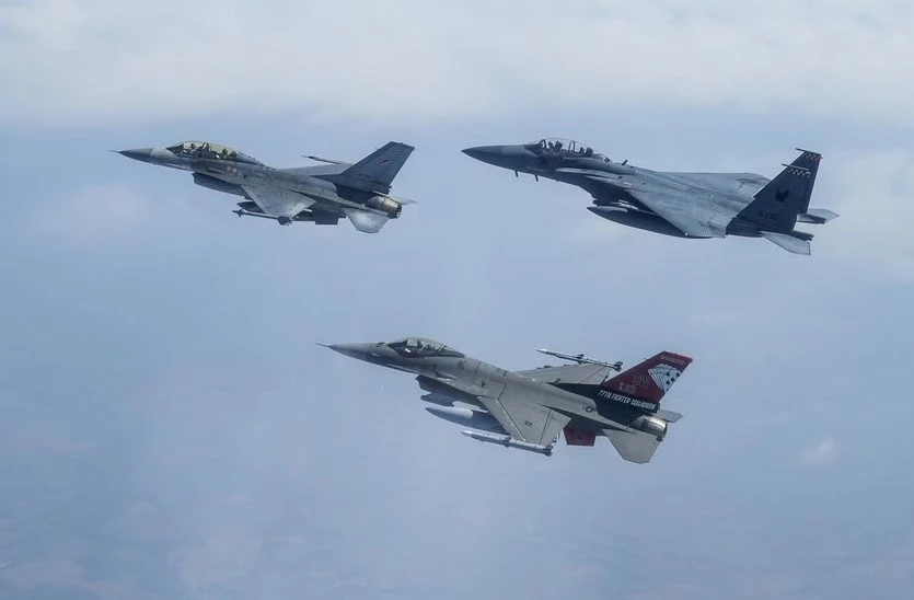 Angkatan AU Singapura, Thailand, dan AS Gelar Latihan Tempur